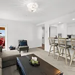 Lajolla By The Sea- Ocean Views Beachside