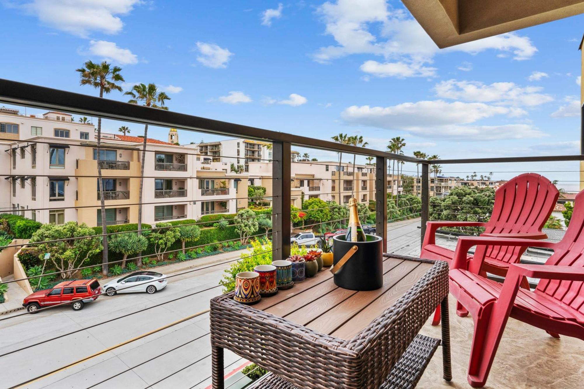 Holiday home Lajolla By The Sea- Ocean Views Beachside *