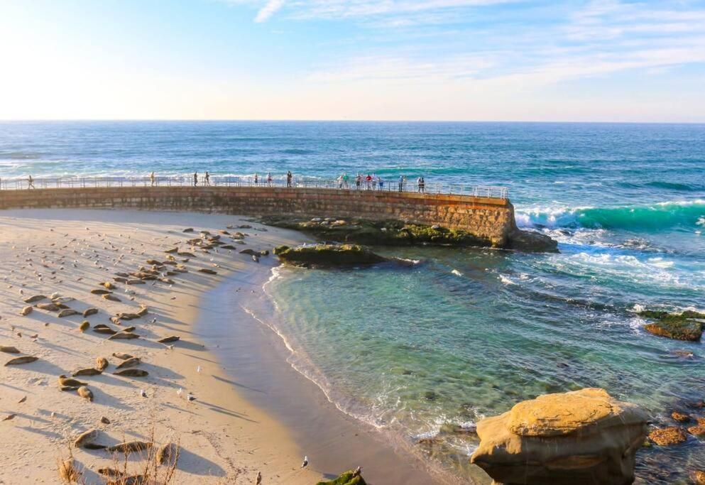 Holiday home Lajolla By The Sea- Ocean Views Beachside *
